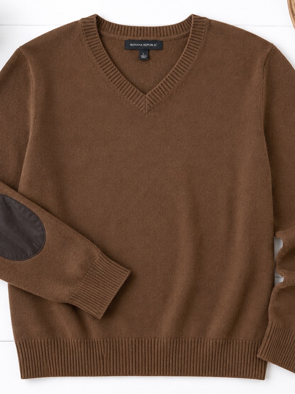 Banana Republic Merino Wool Blend V Neck Sweater Elbow Patch Brown Men’s L - Picture 2 of 6